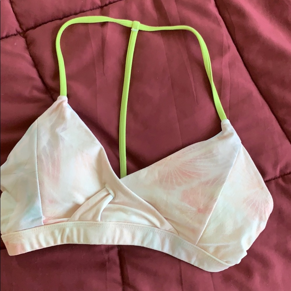 Niyama Sol Criss Cross Sports Bra Pink Green